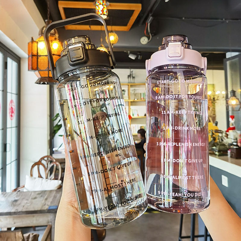 "AquaTitan" 2-Liter Wasserflasche - Dbestey